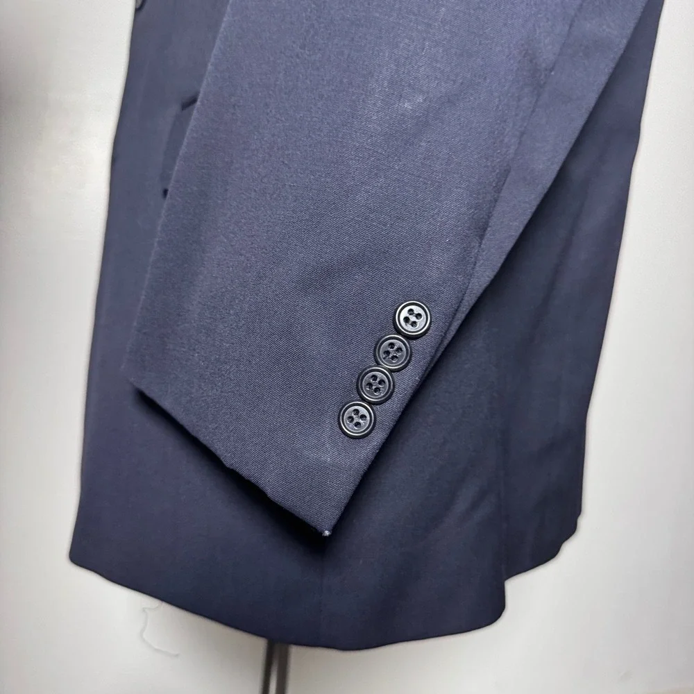 Hart Schaffner Marx classic navy